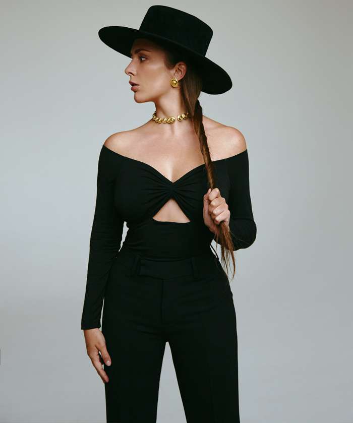 Геометрия в образе может быть романтичной Геометрия в образе может быть романтичной