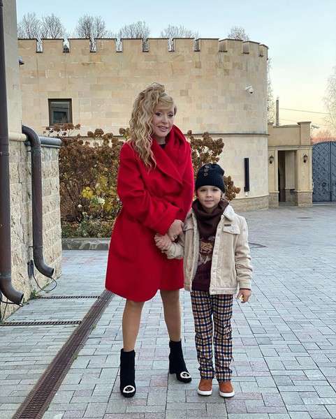 Свежее фото Пугачевой с сыном Гарри Свежее фото Пугачевой с сыном Гарри