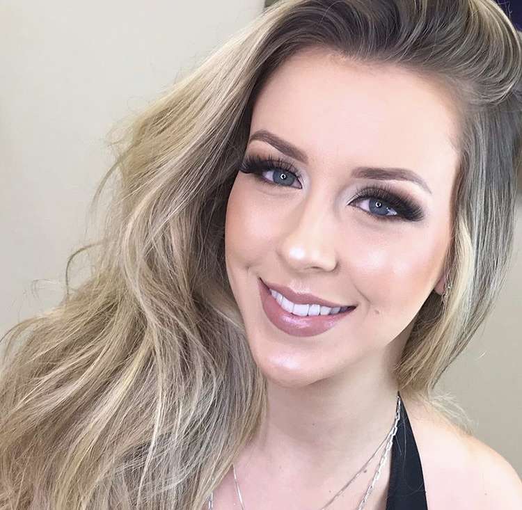 макияж - это искусство, но и в нем нужно знать меру