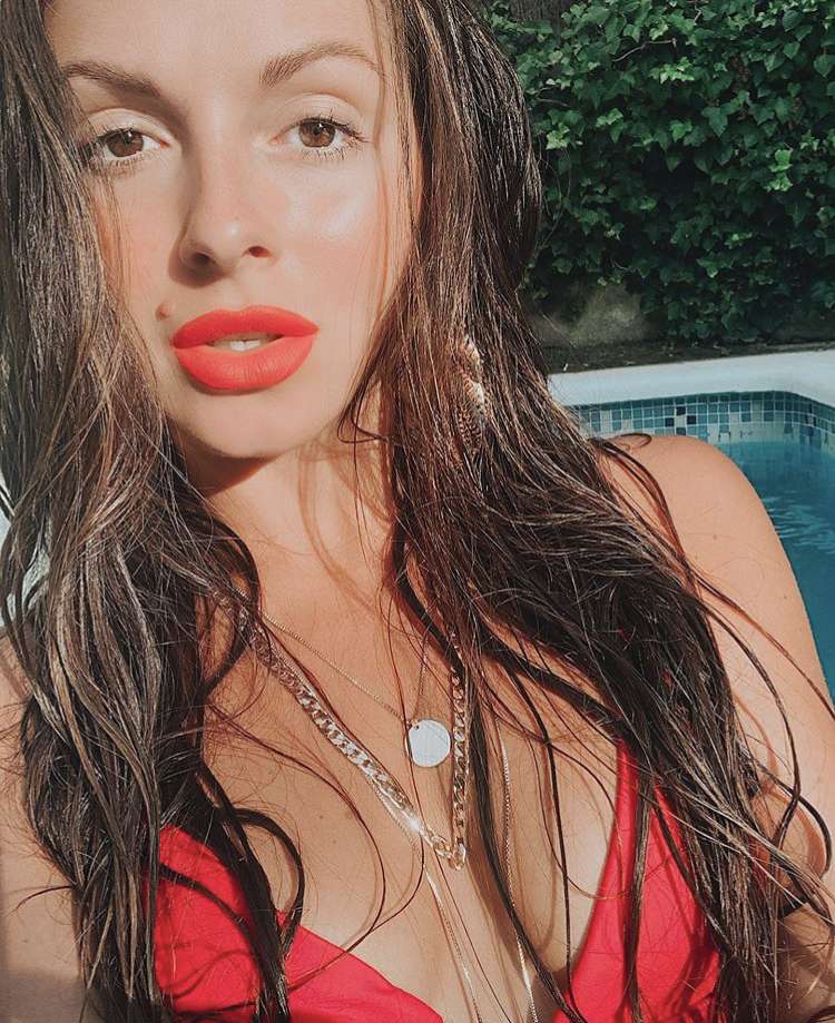 певица решила сменить имидж