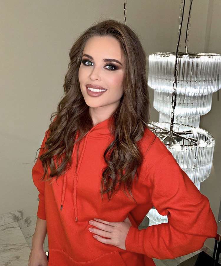 юлия не отчаивается и готовится к новым проектам