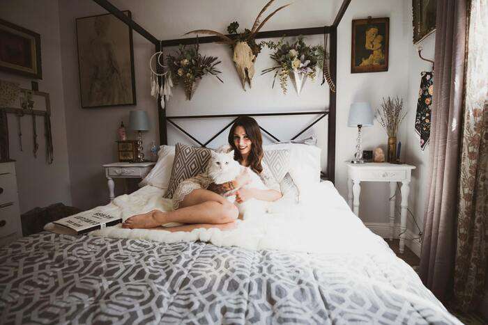 оказавшись в постели, поздно строить из себя Снежную Королеву