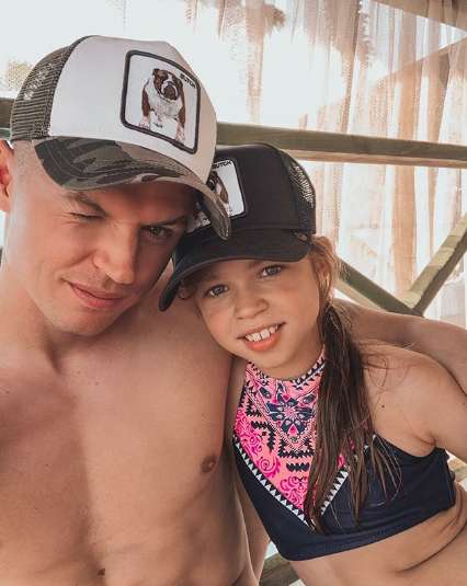 Дмитрий Тарасов со старшей дочерью Ангелиной