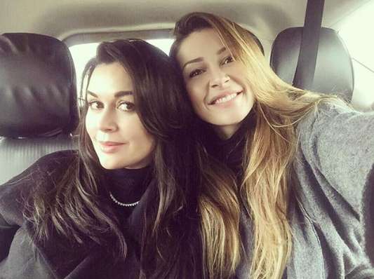 Анастасия и Анна Заворотнюк