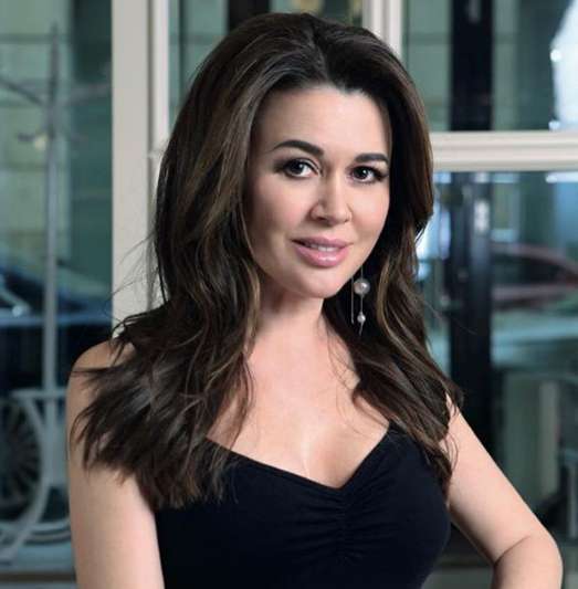 Анастасия Заворотнюк