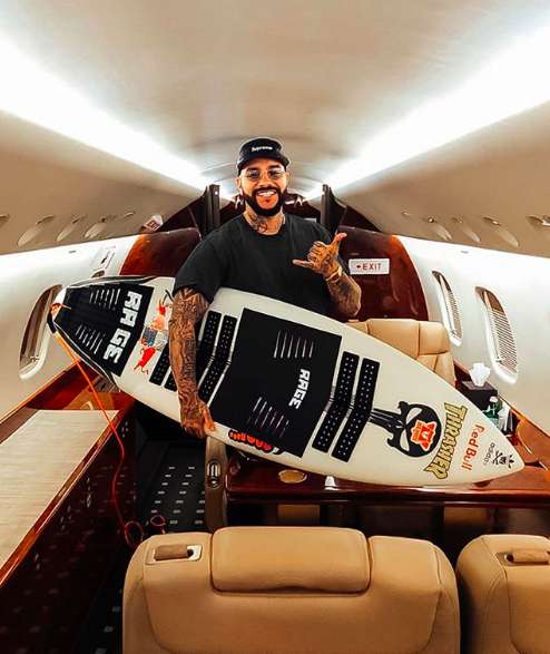 Тимати сообщил, что уже находится на Мальдивах