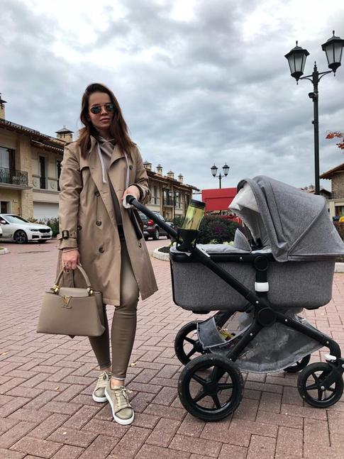 Елена Князева крестила сына в Москве