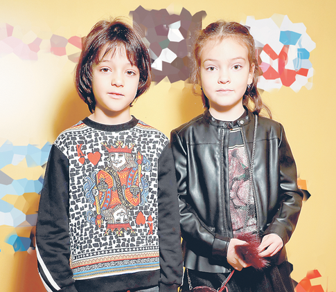 Дети Киркорова появились на красной дорожке без папы