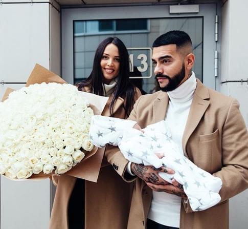 Тимати и Решетова впервые вышли в свет после рождения сына