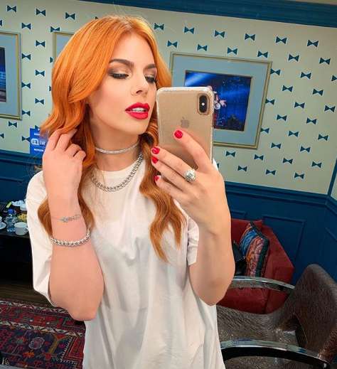 внешность анастасии стоцкой невероятно яркая