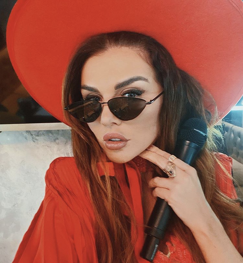 Очи жгучие и прекрасные: российские звезды с самыми необычными глазами