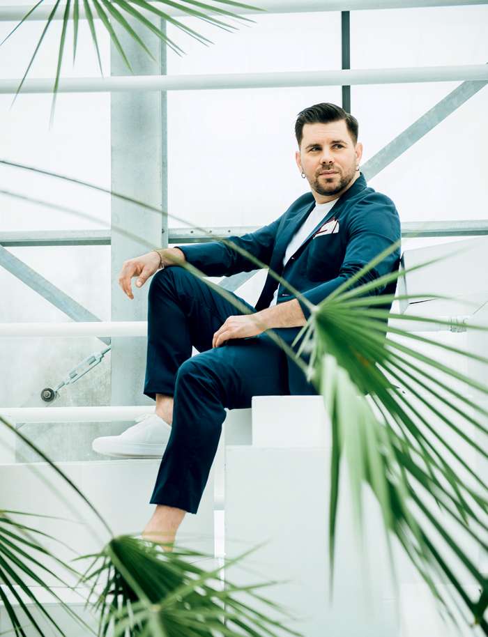 "Было время, жена делала карьеру, а я сидел в декрете. Мы не брали нянь. Сейчас у нас четверо детей. Думаю, на этом можно остановиться" Было время, жена делала карьеру, а я сидел в декрете. Мы не брали нянь. Сейчас у нас четверо детей. Думаю, на этом можно остановиться