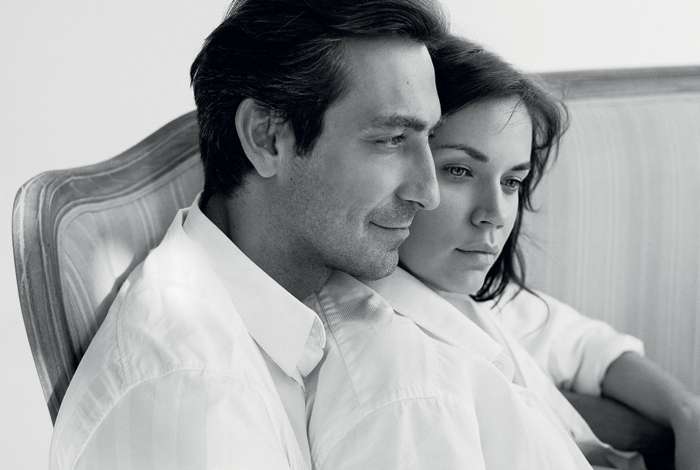 Я ревнива, но полностью в Артеме уверена. И мне кажется, он еще не встречал такую женщину, которая могла бы переплюнуть меня!