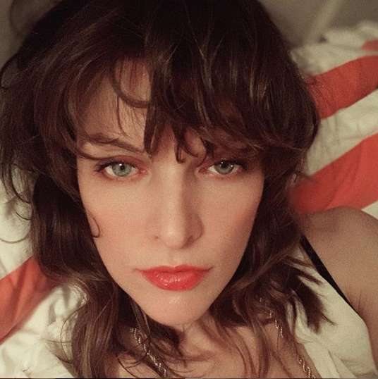 Милла Йовович