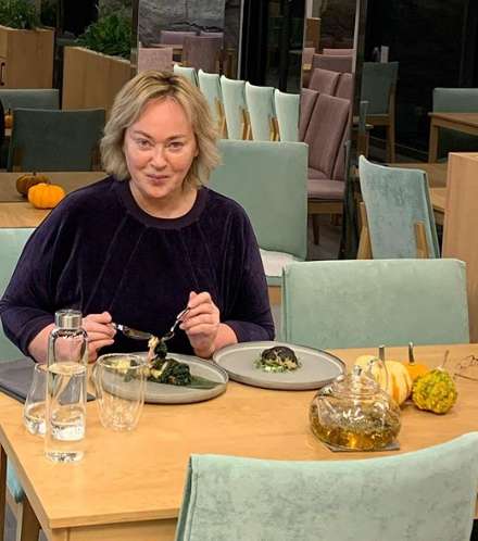 ЛАРИСА ГУЗЕЕВА