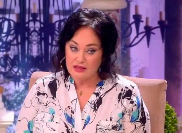 ЛАРИСА ГУЗЕЕВА