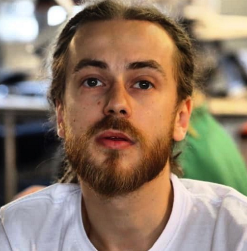 Отец Децла поделился болью