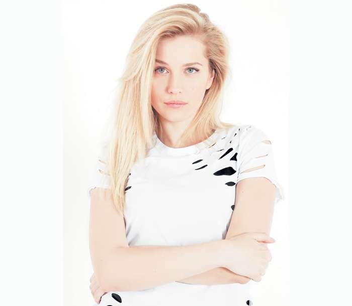 Карина Андоленко