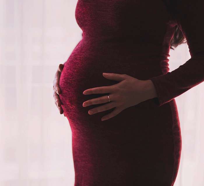 Во время беременности гормональный фон бывает неустойчив