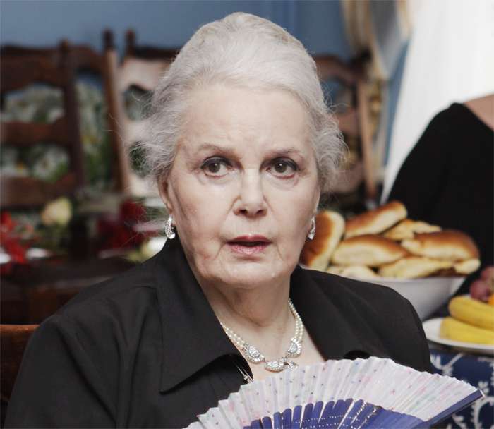 Элина Быстрицкая