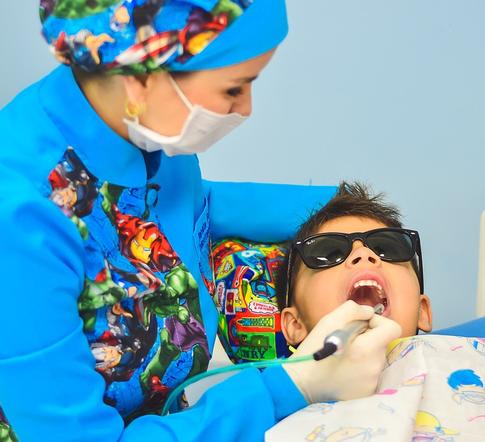 Как научить малыша не бояться зубного врача