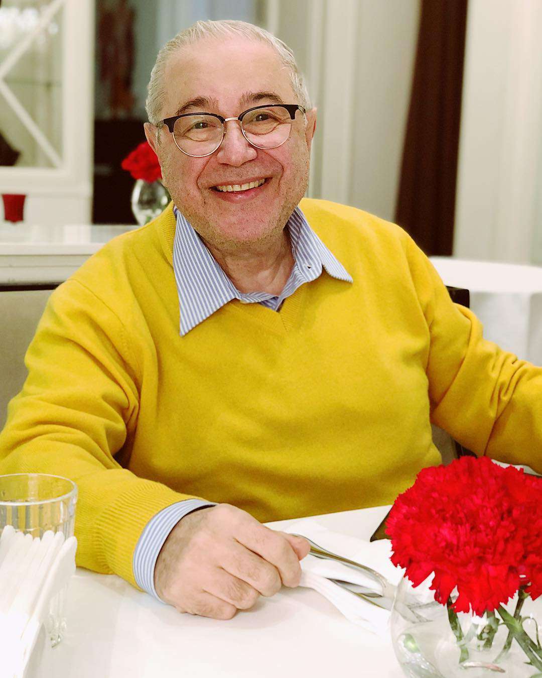 Евгений Петросян