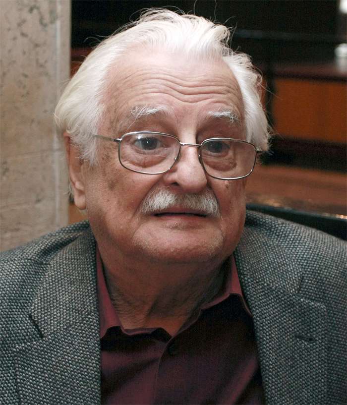 Марлен Хуциев