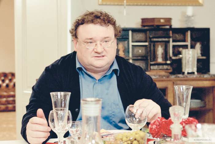 Игорю чаще всего предлагают роли в комедиях. Но иногда зовут и в детективы Игорю чаще всего предлагают роли в комедиях. Но иногда зовут и в детективы