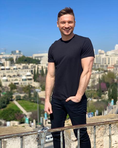 Сергей Лазарев порвал Сеть