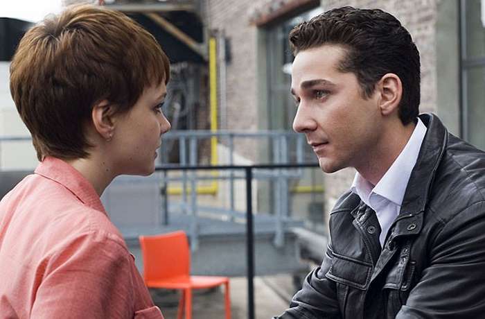 Кэри Маллиган и Шайя ЛаБаф познакомились на съемках картины Уолл Стрит: Деньги не спят