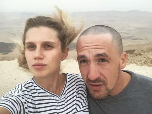 Смольянинов и Мельникова впервые показали публике младшего сына