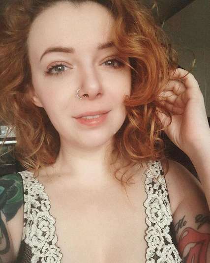 Женя Огурцова