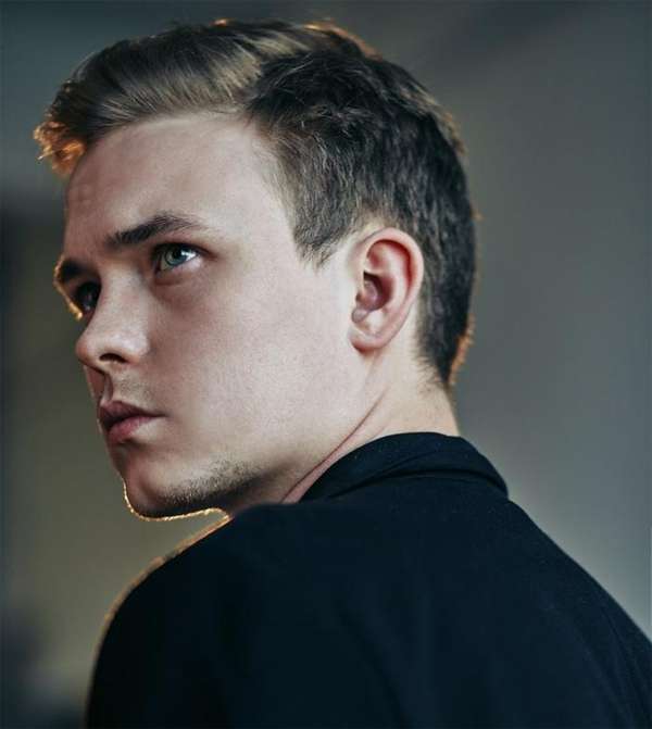 российский актер Василий Жуков российский актер Василий Жуков