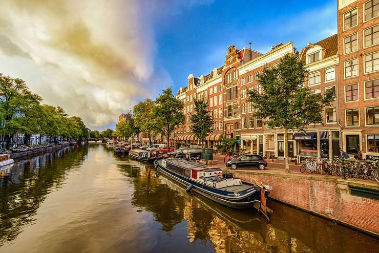 Насладитесь весной в Амстердаме