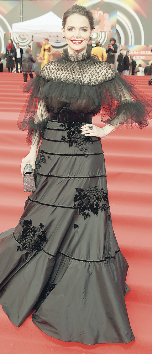 Елизавета Боярская разочаровала нарядом