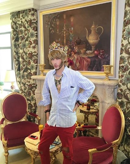 Зверев рассказал об опыте усыновления ребенка