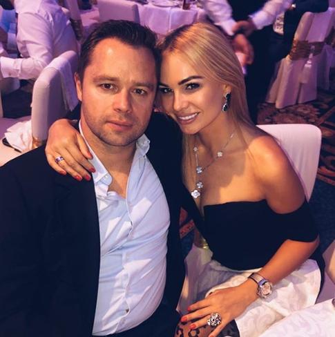 Ирина Маирко ушла от Виталия Гогунского