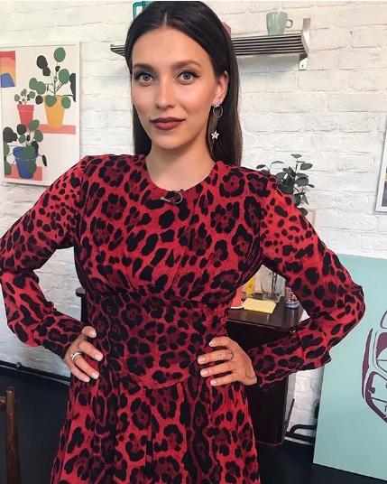 Регина Тодоренко показала «неидеальное» тело после родов