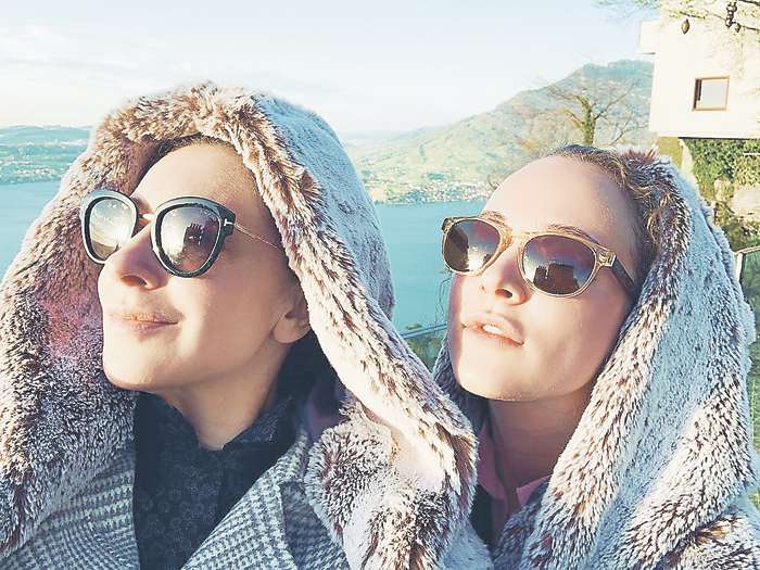 Аглая Тарасова и Ксения Раппопорт