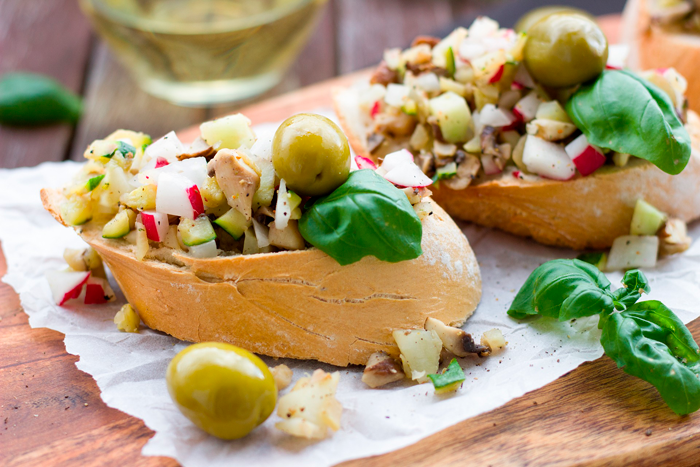 Возьмите с собой сэндвичи