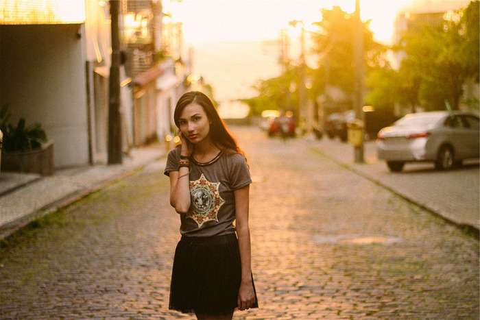 мерч легко сочетать практически с любыми вещами из гардероба