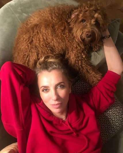 Светлана Бондарчук с собакой по кличке Фанни