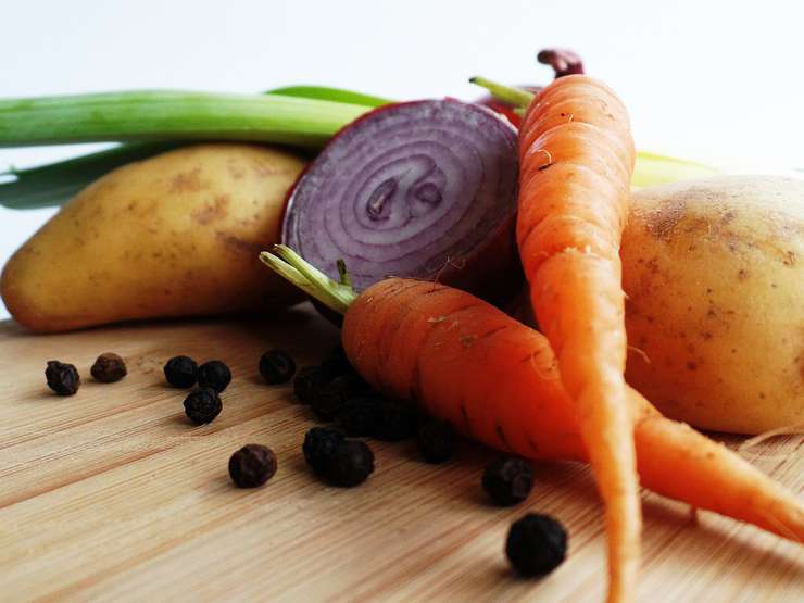 Картофель и морковь вредны для женщин