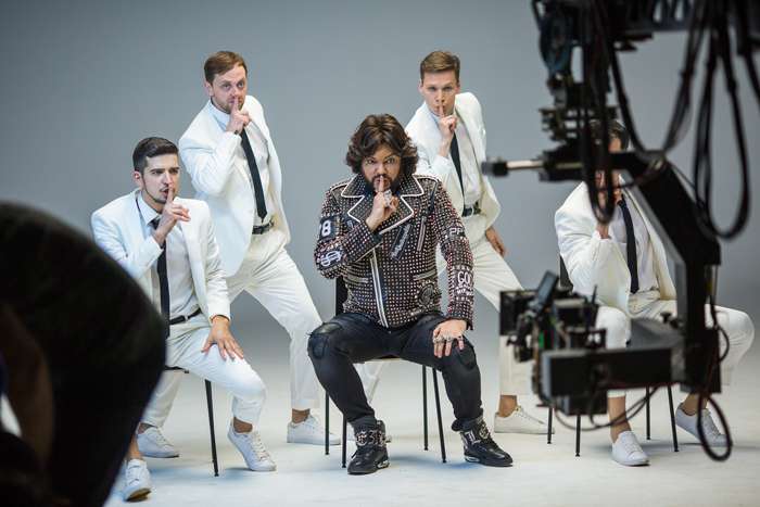 Как говорит сам Киркоров о своей новой работе, «градус повышен»