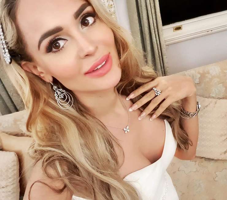 Новый избранник Анны Калашниковой не одобряет ее походы на светские вечеринки