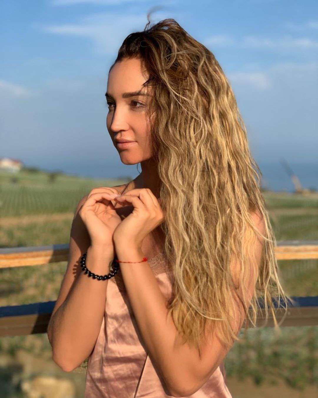 Ольга Бузова пребывает в поисках второй половинки