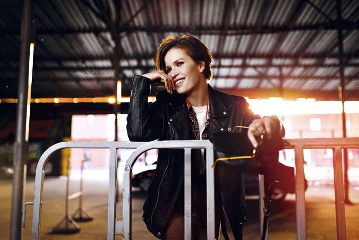 Я не могу быть стервой. Когда влюбляюсь, превращаюсь в восторженного щенка, который преданно прыгает вокруг объекта восхищения