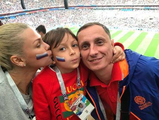 ВАДИМ ГАЛЫГИН СО СВОЕЙ СУПРУГОЙ ОЛЬГОЙ и сыном