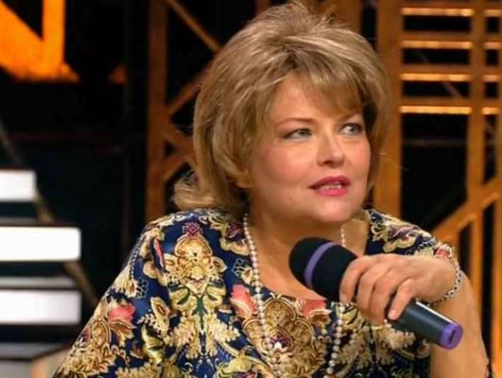 Александра Яковлева