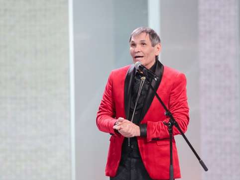 Бари Алибасов